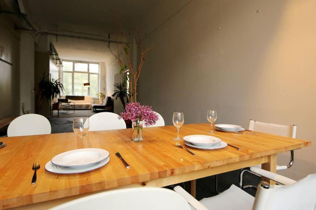 200Qm Loft For Friends And Family - On The Spree! Apartment Berlin Exterior photo